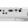 EPSON EB-E10 2 Vidéoprojecteur EPSON blanc avec sa sacoche de transport noire, idéal pour les présentations professionnelles et le home cinéma à Bamako.