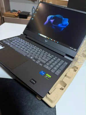 HP Victus 15 – Core i5 RTX 3050 8 Go VRAM HP Victus 15. Intel Core i5, 16 Go RAM et carte RTX 3050 (8 Go). Idéal pour le jeu et la 3D au Mali. Stock limité.